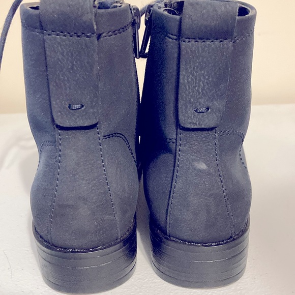 Madden Girl Navy Blue Suede Leather boots - Picture 3 of 6